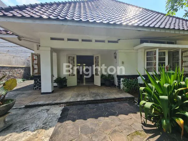 image HERITAGE HOUSE SEJAK 1930 , LINGKUNGAN ELIT ,ASRI DAN TENANG MENTENG (1)