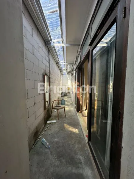 image DIJUAL CEPAT RUMAH MEWAH DI SEMARANG BARAT (5)