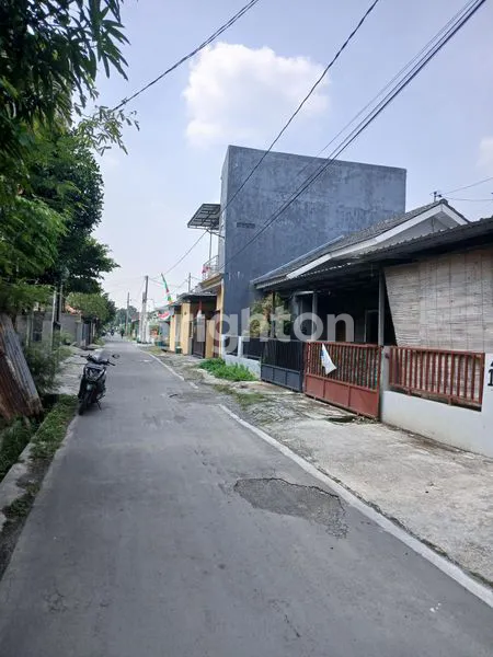 image RUMAH DI MALANGJIWAN (2)