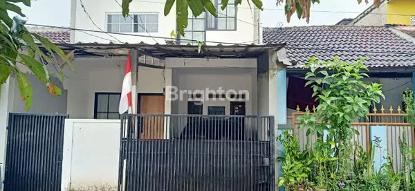 image RUMAH DI KOMPLEK PERMATA REGENCY (8)