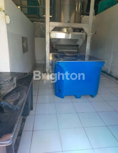 image PABRIK ES BALOK DAN ES TUBE YANG SEDANG BERKEMBANG DI BENGKULU (3)