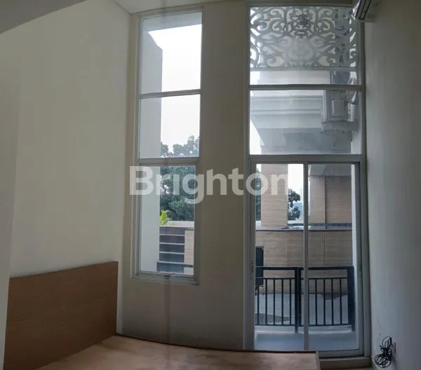 APARTEMEN APPLE 1 CONDOVILLA 2 LANTAI MEZANINE VIEW SWIMMING POOL JATIPADANG DEKAT TB SIMATUPANG ,TOL.