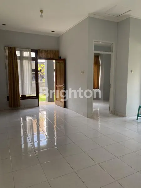 image RUMAH HOOK LUAS & ADEM DI TAMAN YASMIN (2)