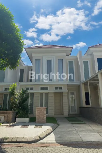 Gambar Property RUMAH SIAP HUNI EAST COAST PARK PAKUWON CITY DEKAT PAKUWON. MALL, MULYOSARI, KAMPUS ITS, UNAIR, SUTOREJO, KENJERAN, SEKOLAH GLORIA, ARAYA, PURI GALAXY, KLAMPIS, MANYAR, DHARMAHUSADA, KERTAJAYA, GALAXY MALL