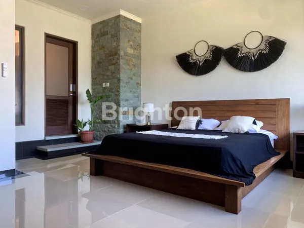 image VILLA 3 BEDROOMS FULLY FURNISHED IN NUSA DUA BALI (2)