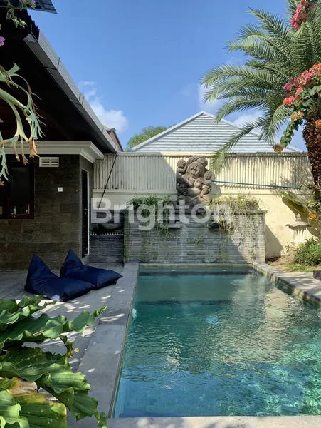 image VILLA 3 BEDROOMS FULLY FURNISHED IN NUSA DUA BALI (1)
