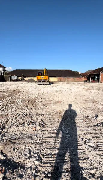 image TANAH PREMIUM SANUR 1500M2 DEKAT BYPASS & PANTAI - LINGKUNGAN VILLA (2)