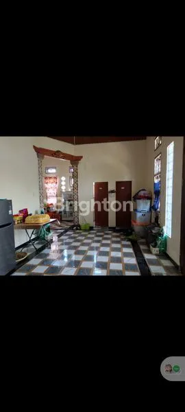 image RUMAH MEWAH DI KARANG ANYAR (7)