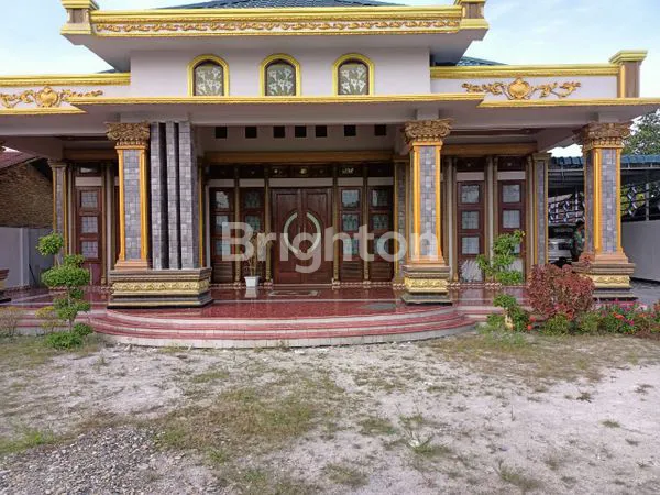 image RUMAH MEWAH DI KARANG ANYAR (1)