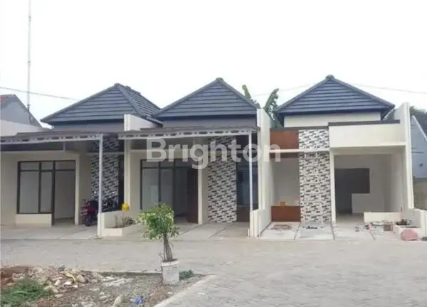 image RUMAH DI GRAHA RAYA DIJUAL 800-AN JT (4)