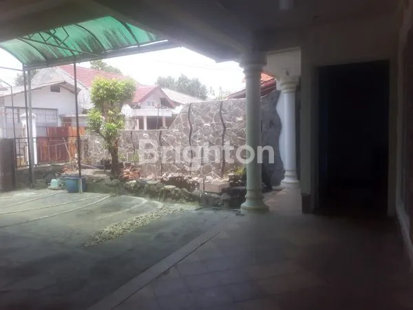 image RUMAH DI PEDURUNGAN DENGAN HALAMAN YANG MASIH LUAS (2)