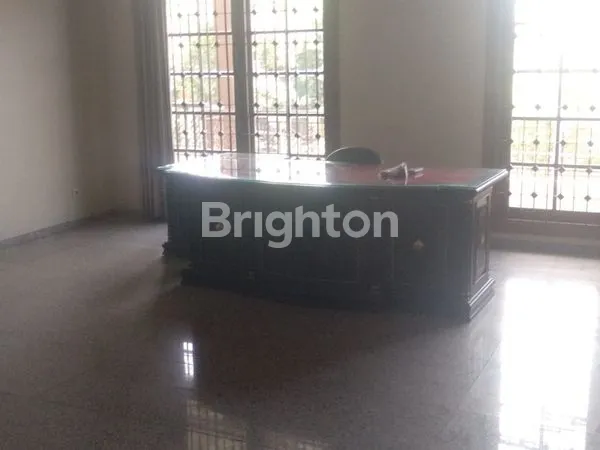 image DIJUAL RUMAH 2 LANTAI LOKASI DI NGINDEN INTAN - SURABAYA (8)