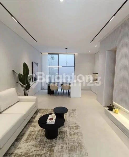 image RUMAH MODERN DI SUTOREJO UTARA JALAN UTAMA, FULL FURNISH DENGAN KONSEP TERKINI (2)