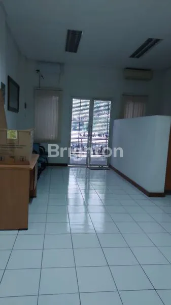 image RUKO PREMIUM 4 LANTAI STRATEGIS DI CIKINI MENTENG DEKAT BUNDARAN HI (3)