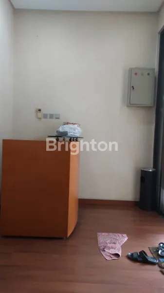 image RUKO PREMIUM 4 LANTAI STRATEGIS DI CIKINI MENTENG DEKAT BUNDARAN HI (2)