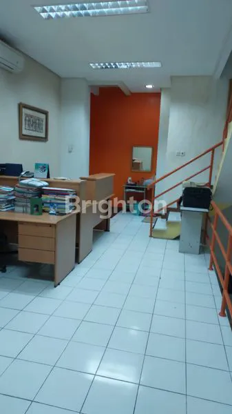 image RUKO PREMIUM 4 LANTAI STRATEGIS DI CIKINI MENTENG DEKAT BUNDARAN HI (6)