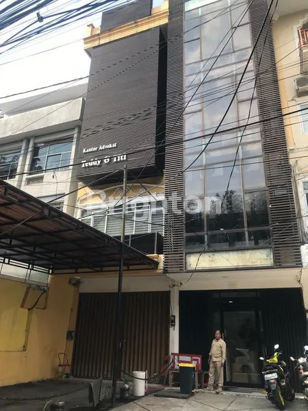 RUKO PREMIUM 4 LANTAI STRATEGIS DI CIKINI MENTENG DEKAT BUNDARAN HI