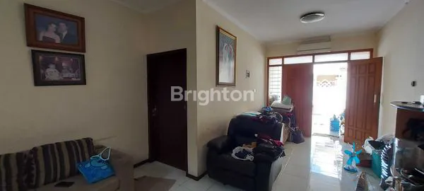 image RUMAH HOOK 1½ LANTAI DI DARMO PERMAI UTARA SURABAYA BARAT (3)