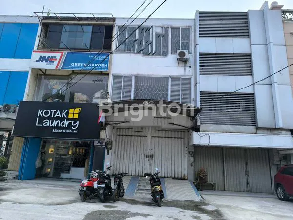 RUKO GREEN GARDEN JL PANJANG KEDOYA JAKARTA BARAY 3 LANTAI