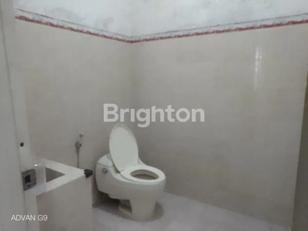 image RUMAH LUAS TANAH NGANTONG 128M2 DI BSD SERPONG - SHM (7)