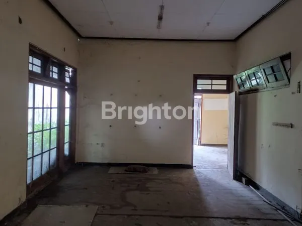 image RUANG USAHA DI BELAKANG SRIWEDARI (7)