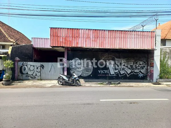 image RUANG USAHA DI BELAKANG SRIWEDARI (1)