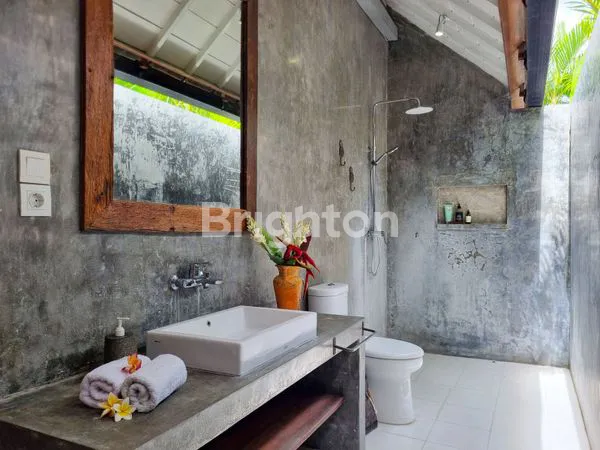 image FOR RENT – MODERN 3BR VILLA, 2 MINUTES TO BERAWA BEACH (7)