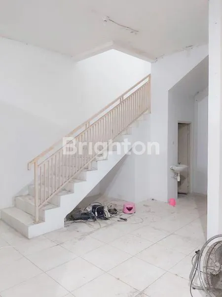 image DIJUAL RUKO 2 LANTAI LOKASI STRATEGIS DI PISAT KOTA JL RAYA LINGKAR TIMUR SIDOARJO <br />
 (3)