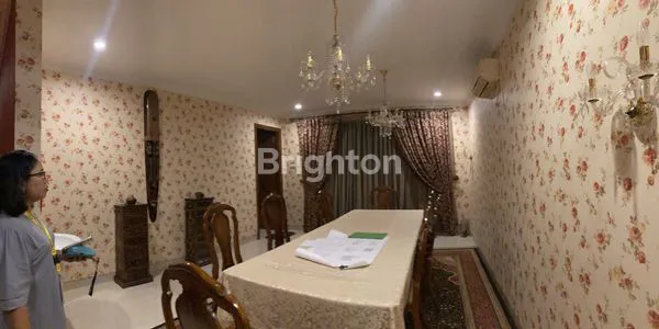 image RUMAH MEWAH FULL FURNISHED DI LIPPO CIKARANG (6)