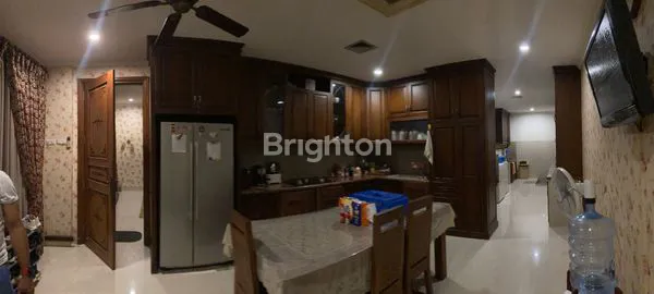 image RUMAH MEWAH FULL FURNISHED DI LIPPO CIKARANG (7)