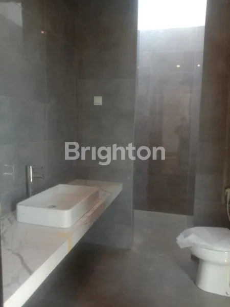 image FOR SALE VILLA DI KAWASAN STRATEGIS DI AREA SANUR (8)