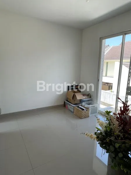 image RUMAH 2 LANTAI DI GRAND HARVEST BELVOIR KEBRAON KARANGPILANG SURABAYA SELATAN (8)
