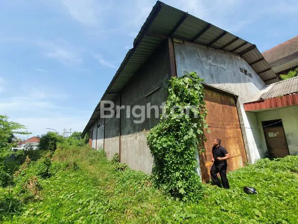 image GUDANG BESAR DI MAJAPAHIT (2)