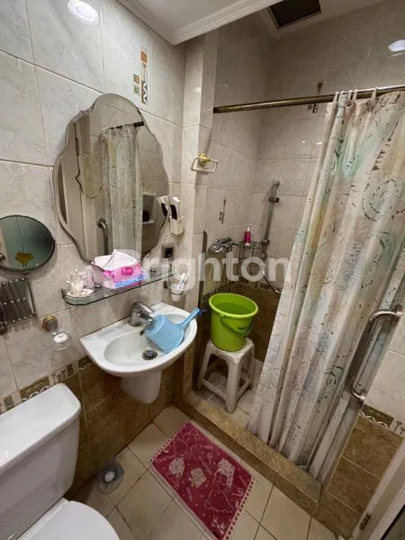 image RUMAH  SIAP HUNI DI BINTARO JAYA (2)