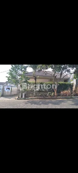 image DIJUAL RUMAH SANGAT TERAWAT DI MALANG (1)