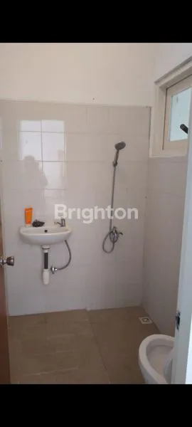 image DIJUAL RUMAH SANGAT TERAWAT DI MALANG (7)