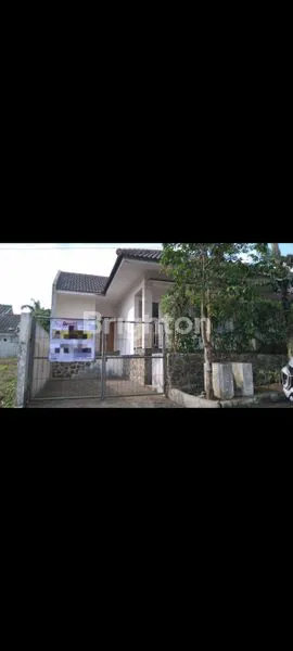 image DIJUAL RUMAH SANGAT TERAWAT DI MALANG (2)