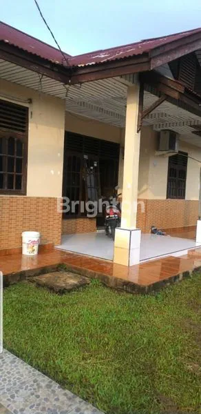 image DIJUAL RUMAH DISIMPANG TIGA PEKANBARU (1)