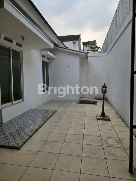 image RUMAH 2 LANTAI DI SUMARECON GADING SERPONG (3)