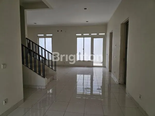 image RUMAH 2 LANTAI DI SUMARECON GADING SERPONG (2)