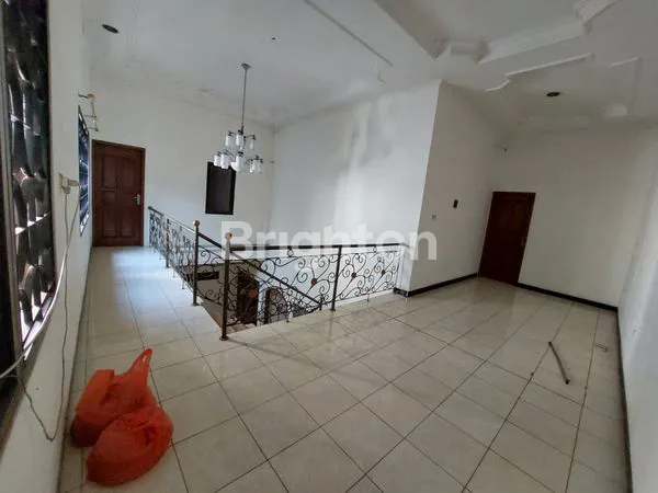 image  RUMAH SIAP HUNI TERAWAT DHARMAHUSADA DEKAT GM GALAXY MAL SURABAYA UNAIR MERR MULYOSARI ITS PAKUWON CITY SUTOREJO (2)