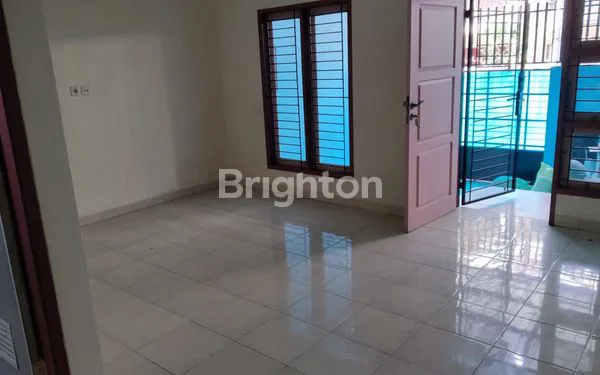 image RUMAH NYAMAN 3LANTAI KAVLING POLRI JELAMBAR GROGOL PETAMBURAN JAKARTA BARAT  (1)