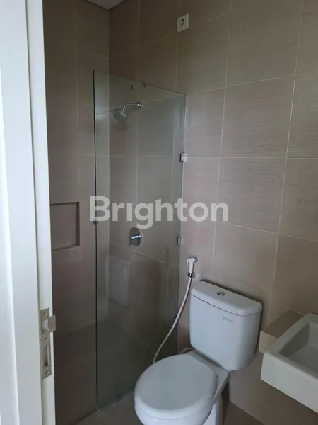 image RUMAH TERAWAT DAN BAGUS LINGKUNGAN ASRI LOKASI STRATEGIS PREMIUM NOERTHWEST PARK CITRALAND (8)