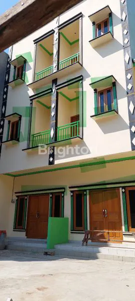 Gambar Property RUKO 4 LANTAI STRATEGIS DI JELAMBAR - COCOK UNTUK BISNIS USAHA