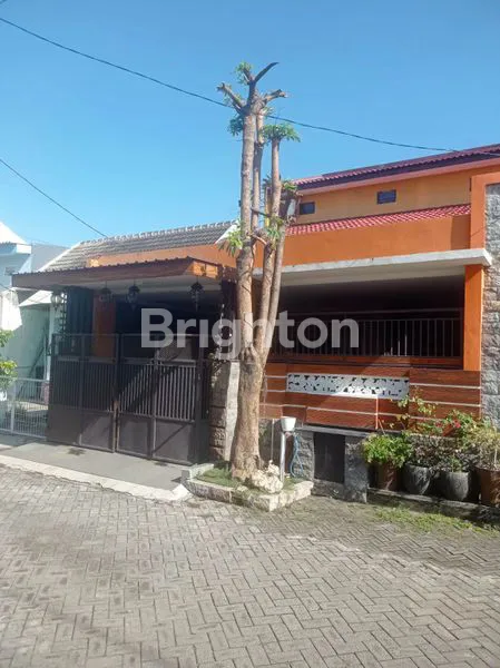 RUMAH MEWAH 2 LANTAI, 4KT, SEMI-FURNISHED DI GRAHA ASRI SUKODONO