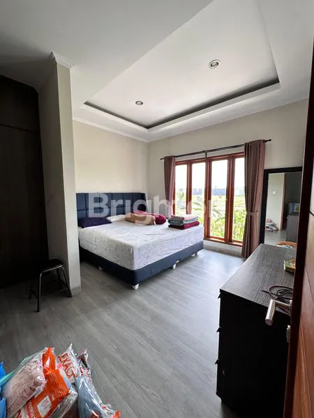 image RUMAH CANTIK DI DENTIM DENGAN VIEW SAWAH YANG ASRI (5)