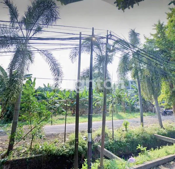 image TANAH KAVLING JOGLO MERUYA SELATAN JAKARTA BARAT LUAS TANAH 1300 HOEK HADAP TIMUR DAN SELATAN COCOK BUAT USAHA LOKASI PINGGIR JALAN MINL SEWA 2 TAHUN (4)