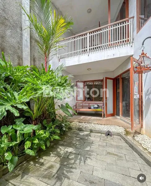 image RUMAH MEWAH DI MENTENG BINTARO, TANGERANG SELATAN (1)