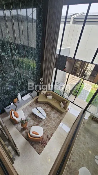 image RUMAH MEWAH 3 LANTAI NAVAPARK BSD, 6KT, PRIVATE LIFT, SMART HOME (7)