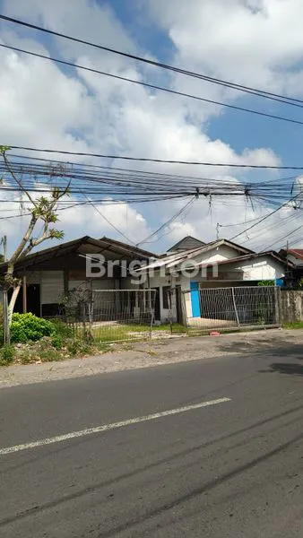 image TANAH PLUS BANGUNAN COCOK UNTUK GUDANG DIPINGGIR JALAN RAYA DIAREA DENPASAR BARAT (6)